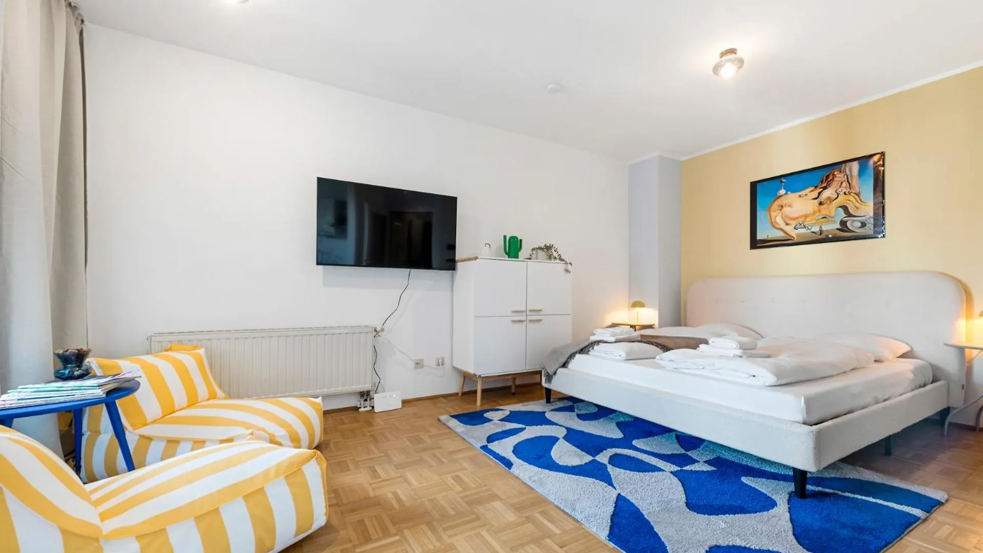 4Ty3 Apartments - Naschmarkt City Apartment Is Calling Viena Austria