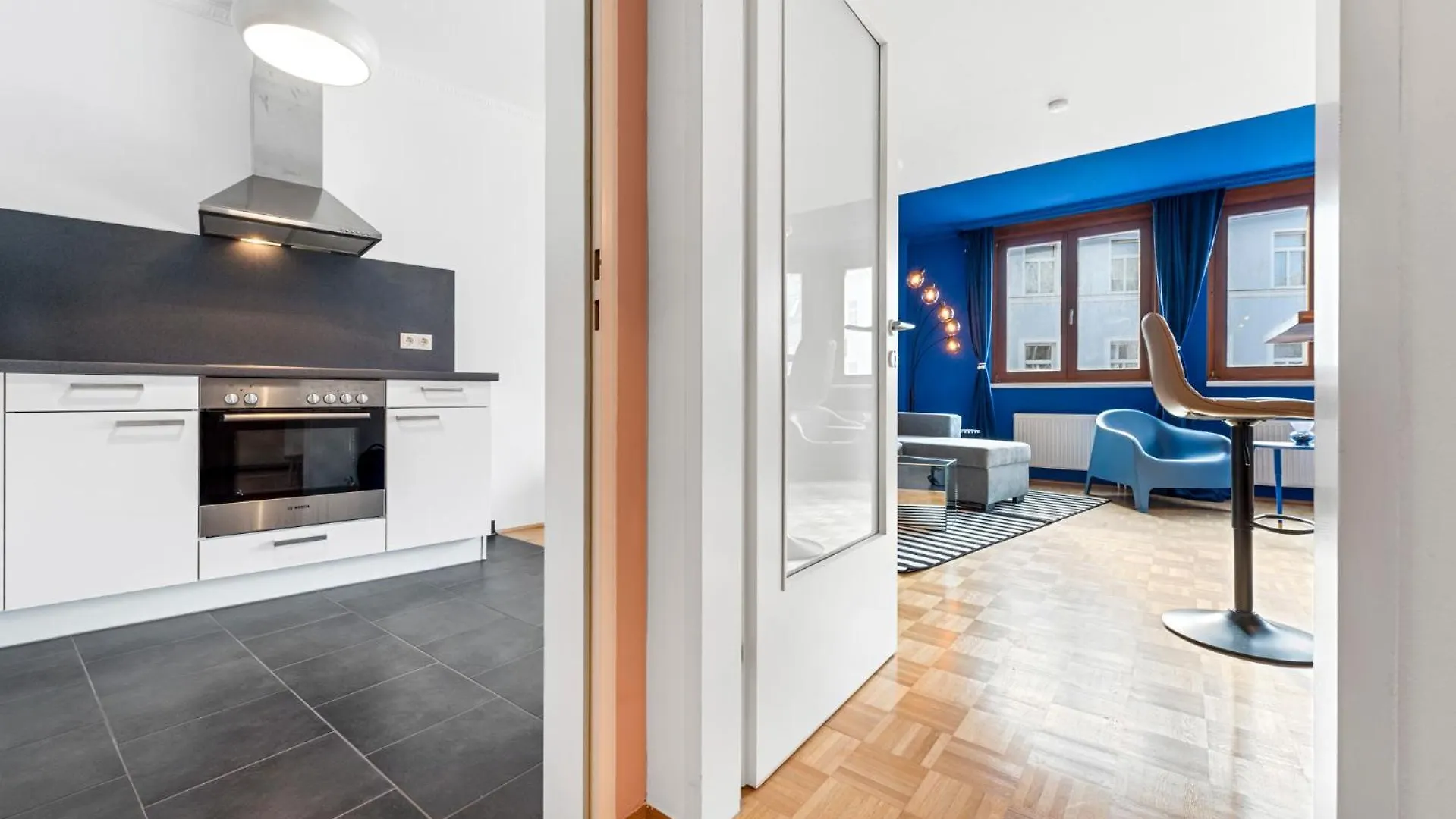 4Ty3 Apartments - Naschmarkt City Apartment Is Calling Viena Austria