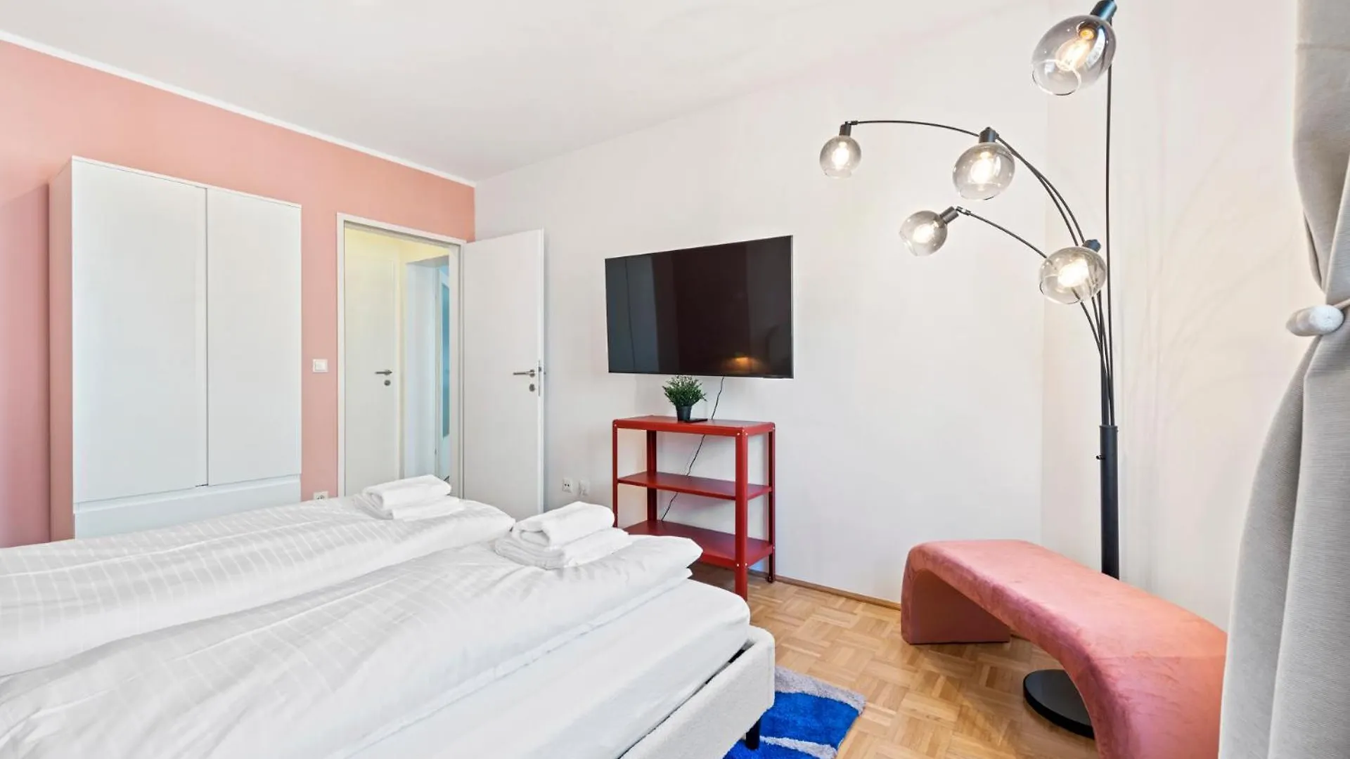 4Ty3 Apartments - Naschmarkt City Apartment Is Calling Vienna